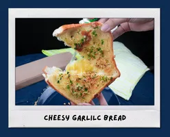 FL Kitchen: Cheesy Garlic Bread